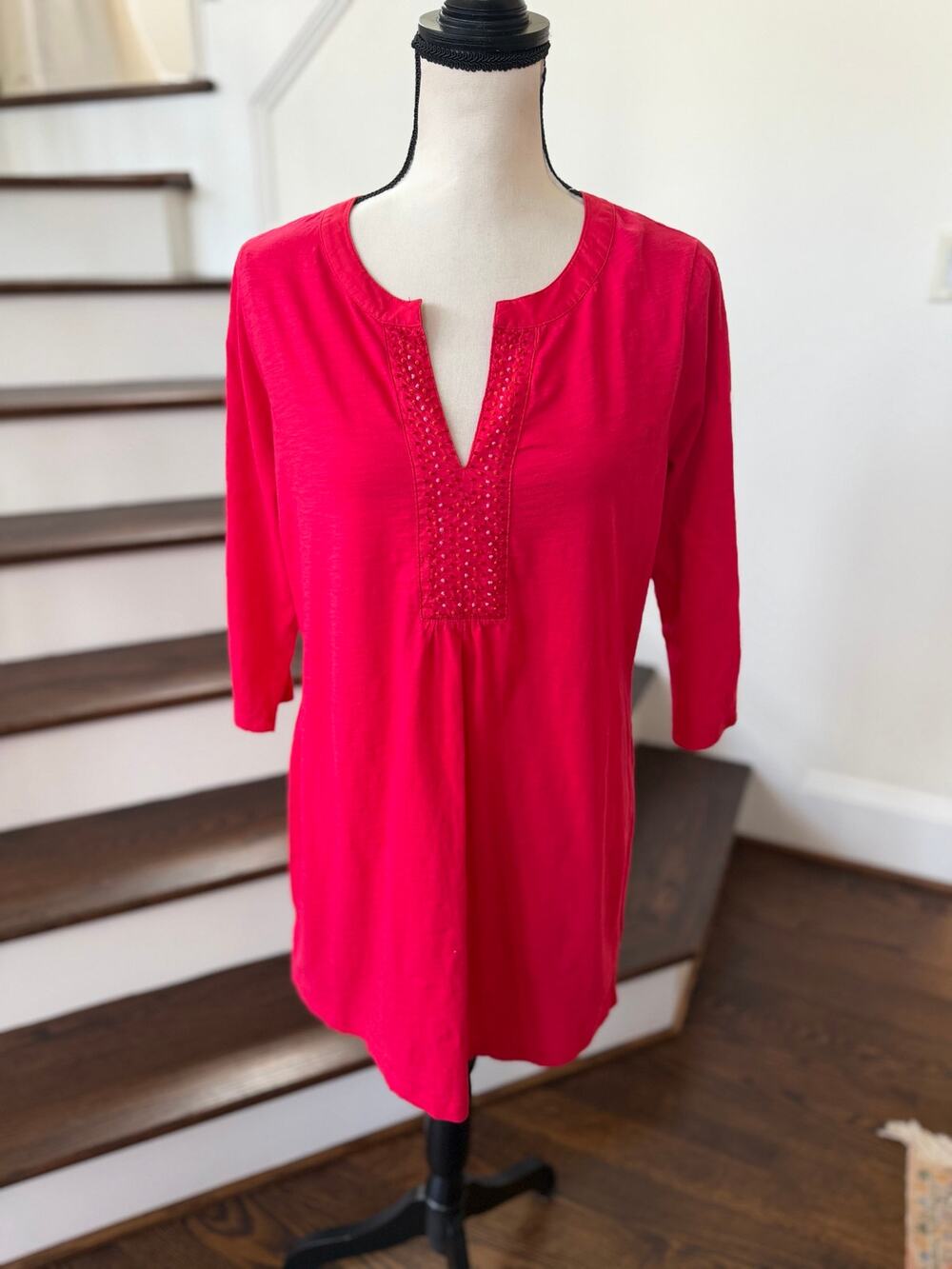 Boden Warm Vibrant Pink Long Line V-Neck Embroidered Tunic Blouse
